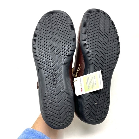 Taos Women's Uncommon Mary Jane Cognac Leather WIDE - Picture 4 of 7